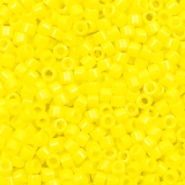 Perline Miyuki Delica 11/0 Opaque yellow DB-721