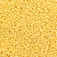 Rocailles Miyuki 15/0 Duracoat opaque banana yellow 15-4452