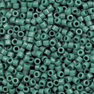 Perline Miyuki Delica 11/0 Duracoat opaque dyed forest green DB-2358