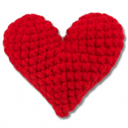 Cuore all'uncinetto rosso