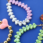 Novità Perline in acrilico a forma di cuore