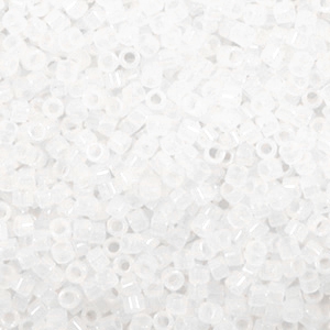 Perline Miyuki Delica 11/0 Opal white DB-220