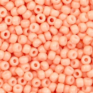 Rocailles Miyuki 8/0 Duracoat opaque tea rose 8-4461