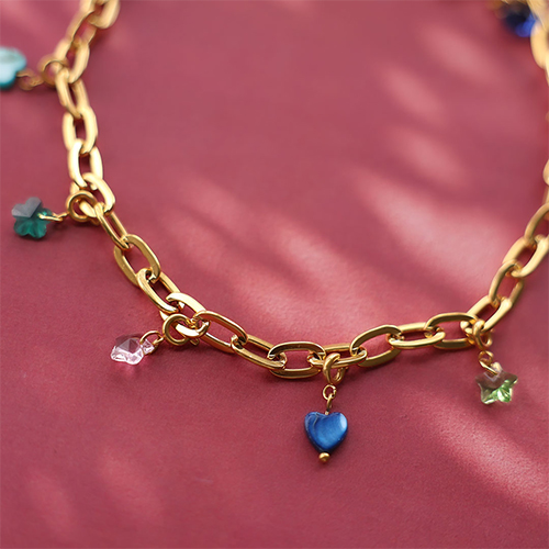Creare collane stile statement con ciondoli in vetro zirconia