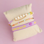 Usa questo bel nastro per la tua collezione di bracciali