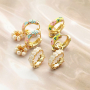 Idee creative con gli orecchini a cerchio in metallo TQ in ottone con fiori  
