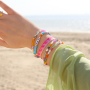 Un'idea creativa con le perline sfaccettate per una collezione estiva