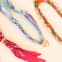 Realizza collane e braccialetti colorati con le bandane