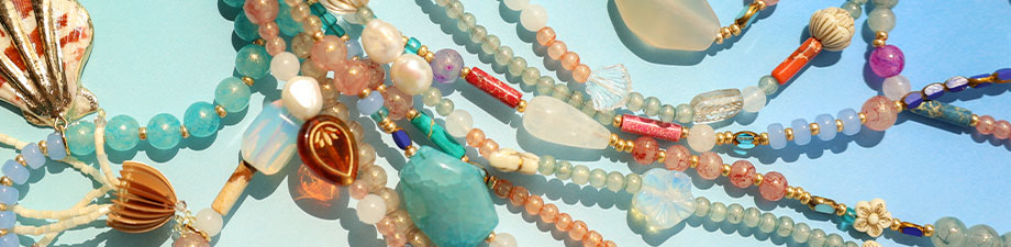 Nuova serie di perline tonde in vetro con glitter